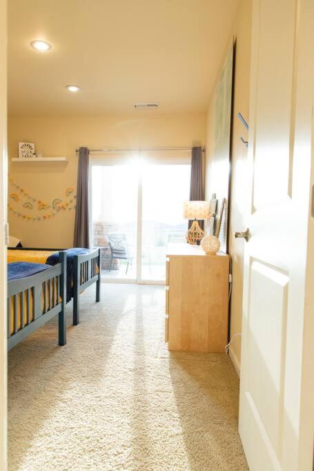 Sunserra Villa! Movie Room, Family Friendly, Bbqs, Pools, Free Golf! Quincy ภายนอก รูปภาพ