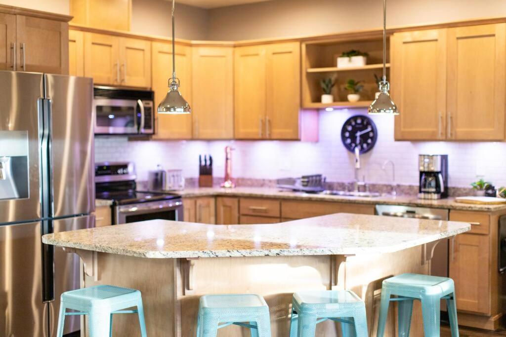 Sunserra Villa! Movie Room, Family Friendly, Bbqs, Pools, Free Golf! Quincy ภายนอก รูปภาพ